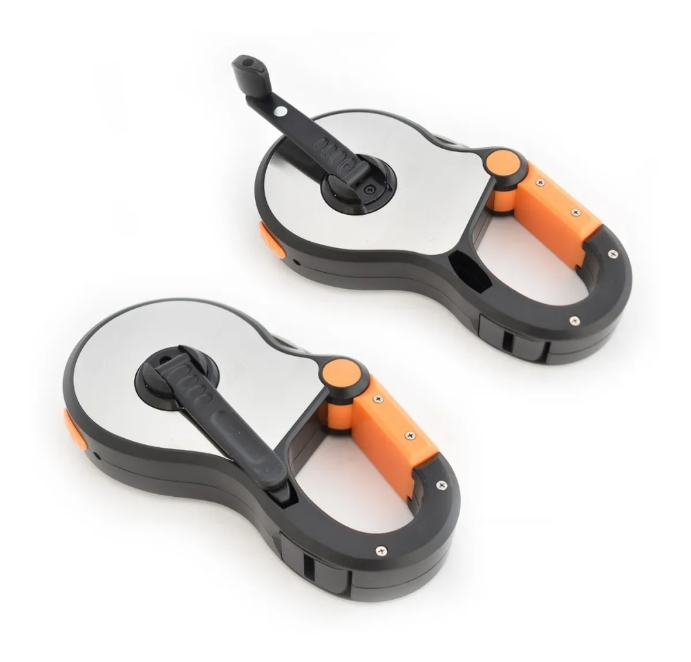 CARABINER MULTI-TOOL Mosqueton Multiherramienta con lampara de manivela (no requiere baterías) y luz SOS