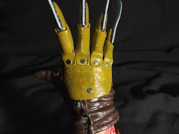 Guante de Freddy Krueger, asesino de niños de la mítica calle Elm