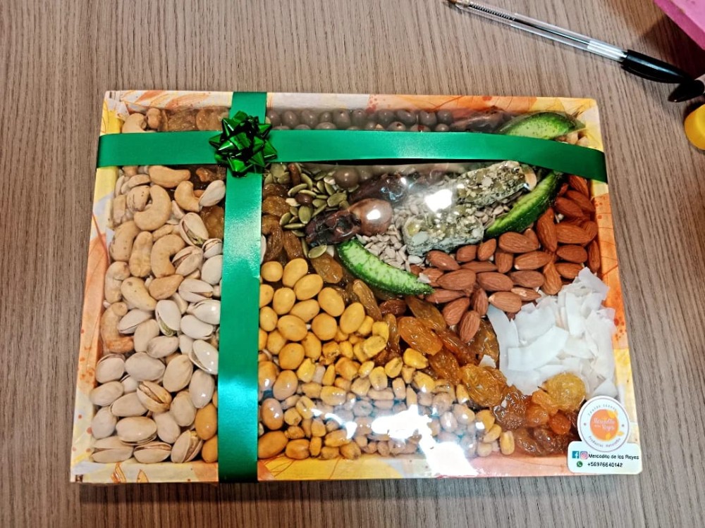 REGALO CAJA MADERA GRANDE MIX FRUTOS SECOS SEMILLAS