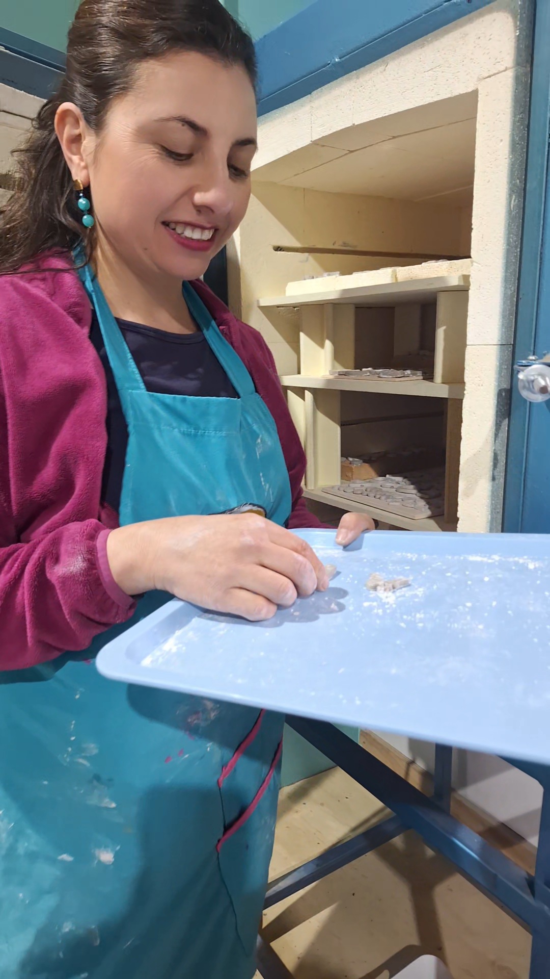 Taller de creación de aros de cerámica ( modelado, horneado y pintura)