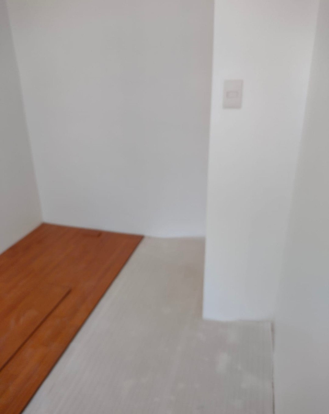 Instalación de piso vinílico y/o flotante